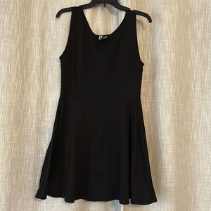 Black casual mini dress
